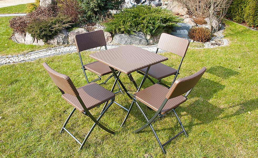 STÓŁ CATERINGOWY OGRODOWY SKŁADANY 62 x 62 o wzorze rattanu - stół składany 62 x 62 brązowy - obrazek 12