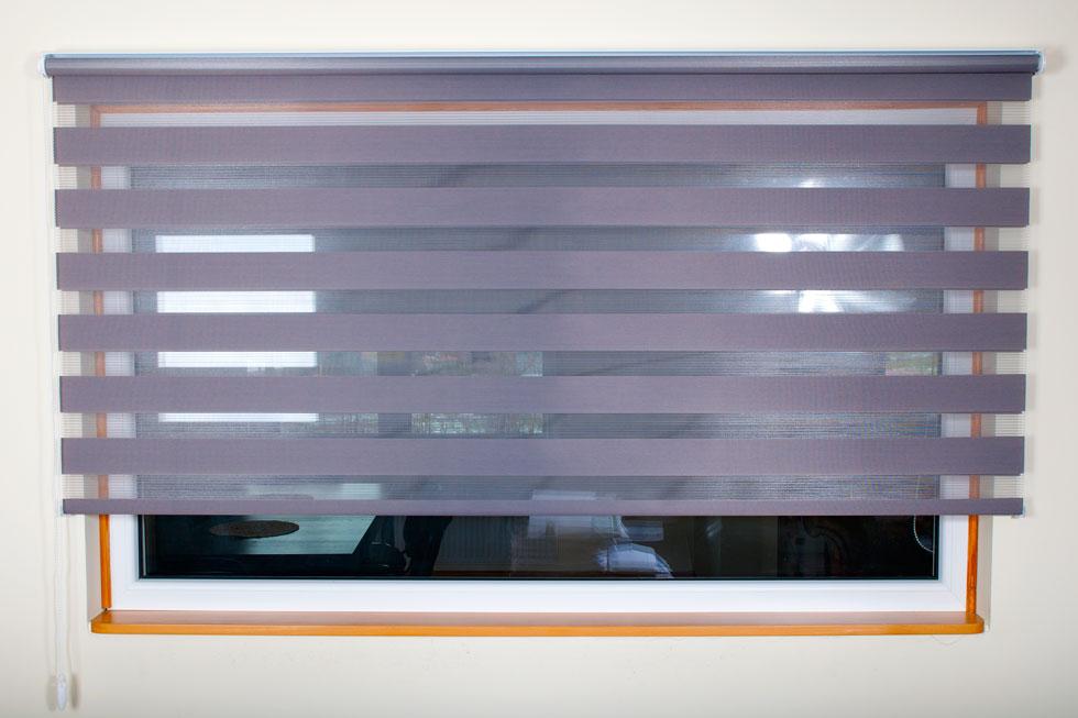 Roleta wolnowisząca Dzień i Noc kolor Biała perła - szer. 160 cm x 230 cm - obrazek 5