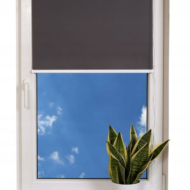 Mini roleta kolekcja materiałów LUX - szer.71-82 cm długość 215 cm