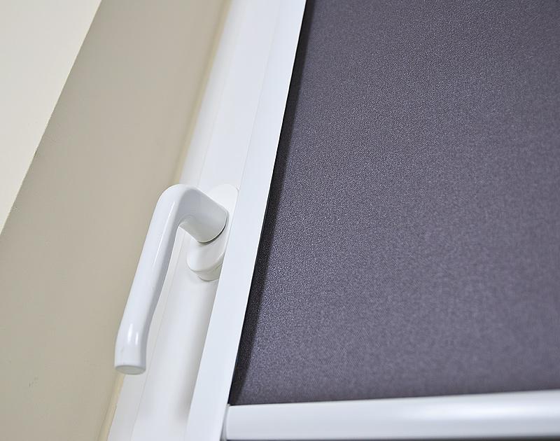 ROLETA W KASECIE UNI KOLEKCJA MATERIAŁÓW MADAGASKAR - szer.150,1-160 cm dł. 210 cm - obrazek 7